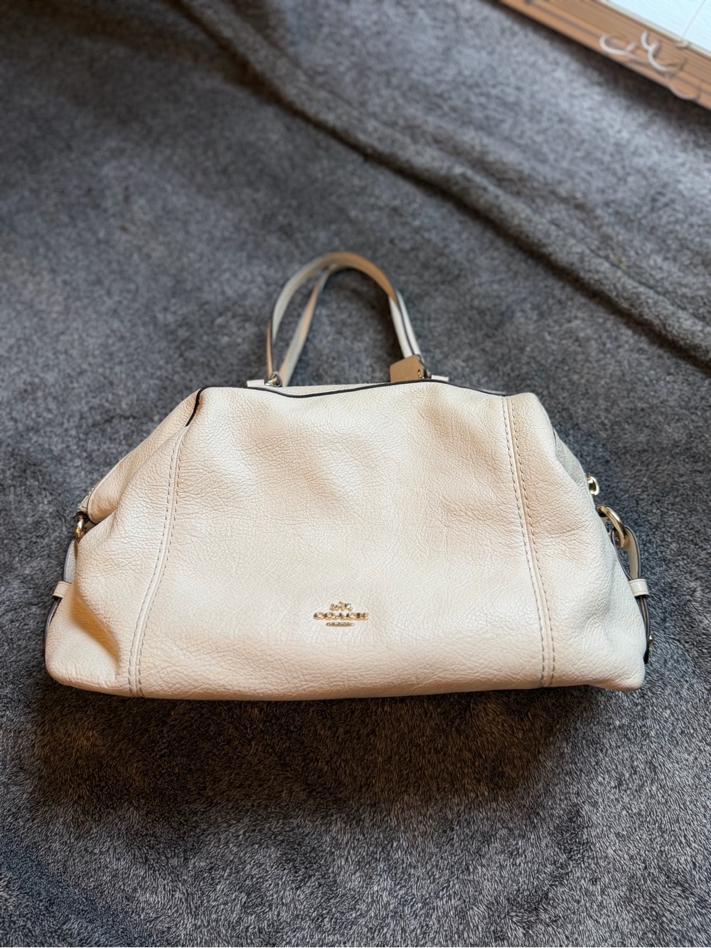 Authentic Coach Hand Bag - Picture 2 of 7
